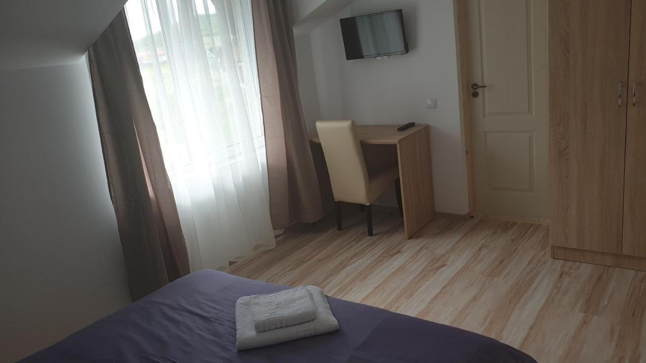 Casa Soral Bed & Breakfast Uriu Bagian luar foto