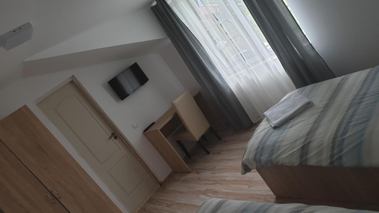 Casa Soral Bed & Breakfast Uriu Bagian luar foto